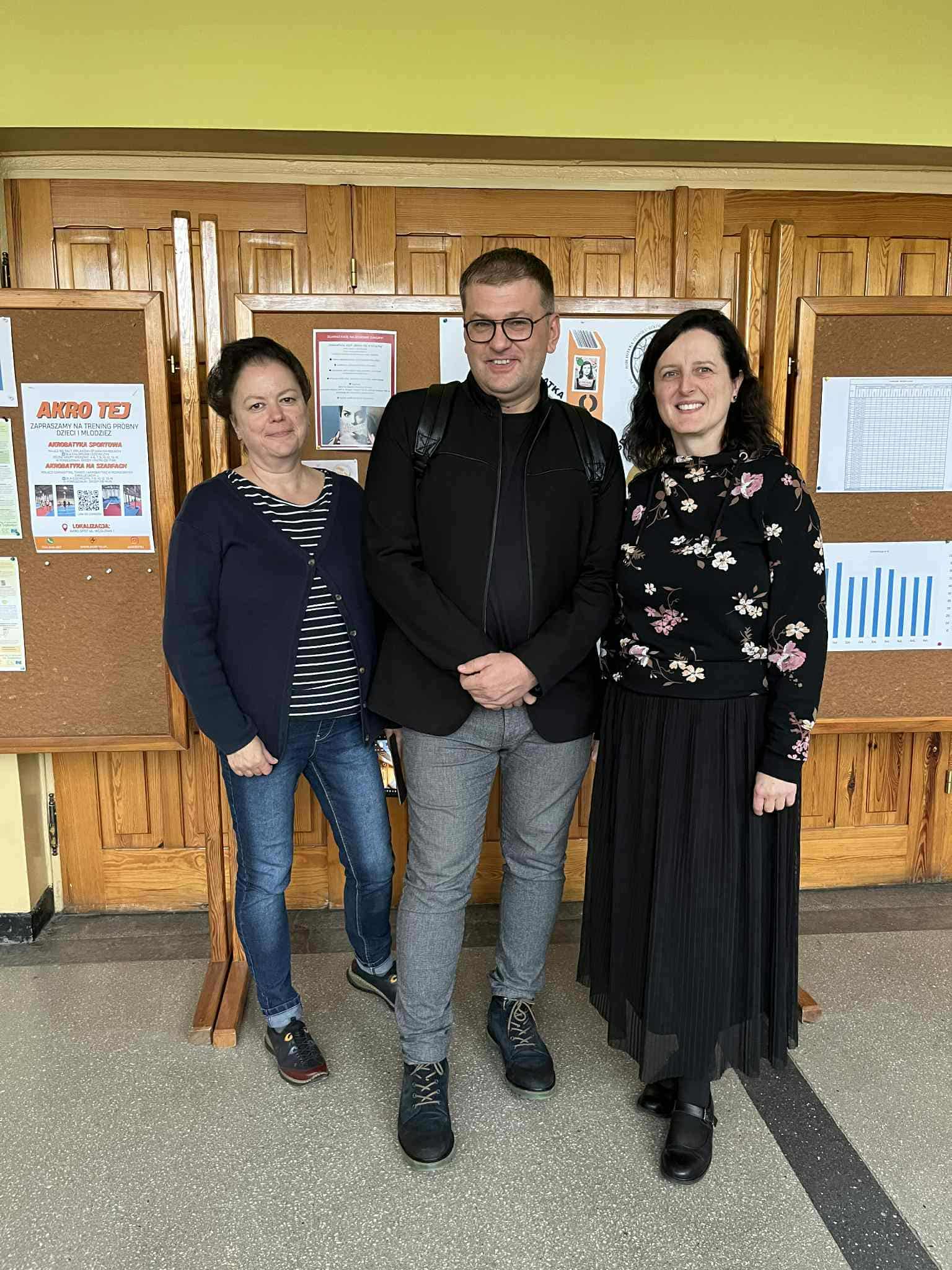 Noc Bibliotek z Piotrem Derlatką