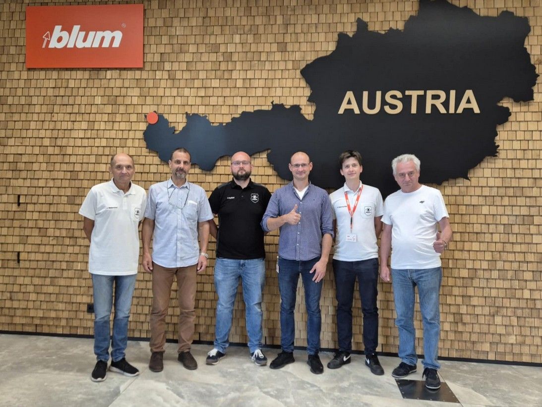 Nauczyciele przedmiotów na szkoleniu w firmie Blum